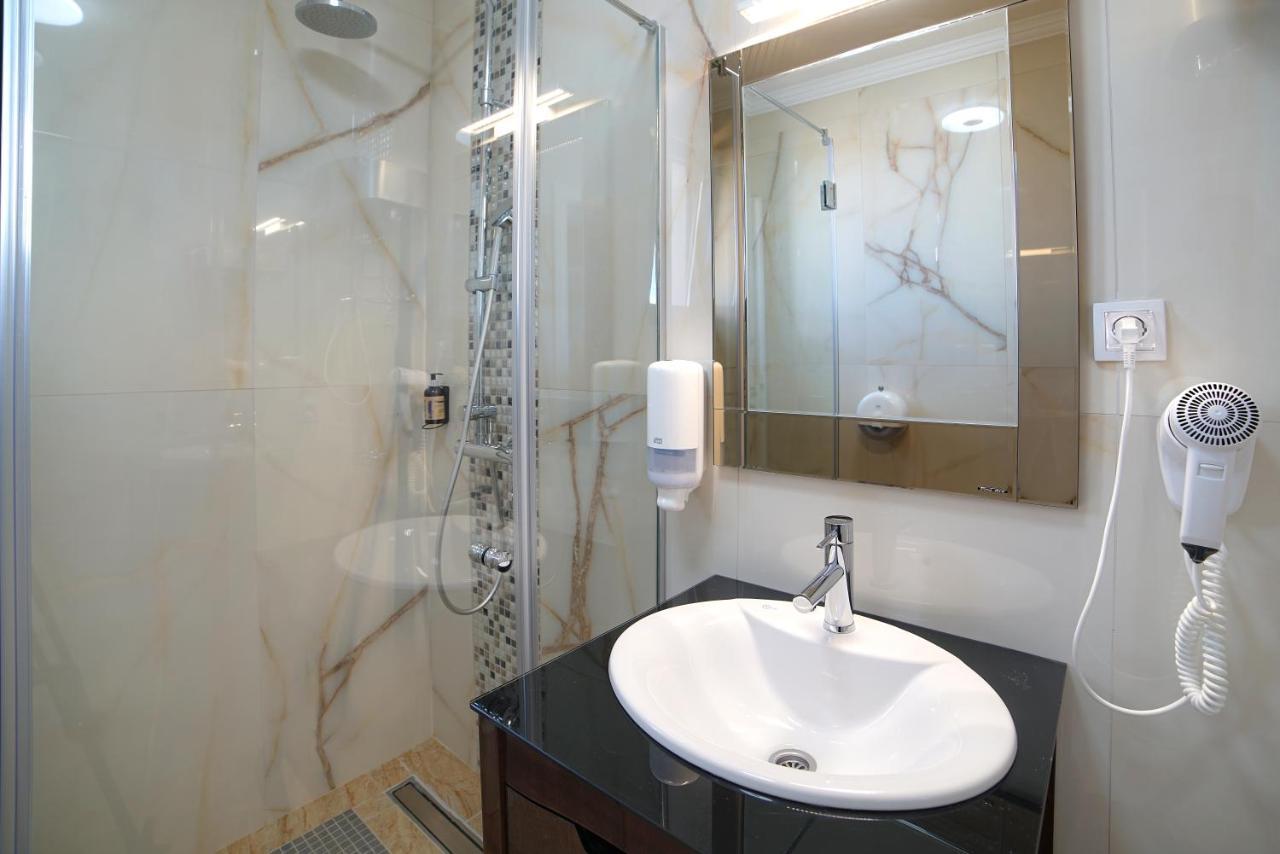 Adonis Apartman 305 ซลาตีบอร์ ภายนอก รูปภาพ